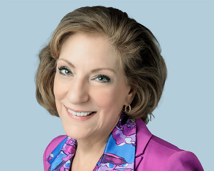 Headshot of Kathy Hildreth.